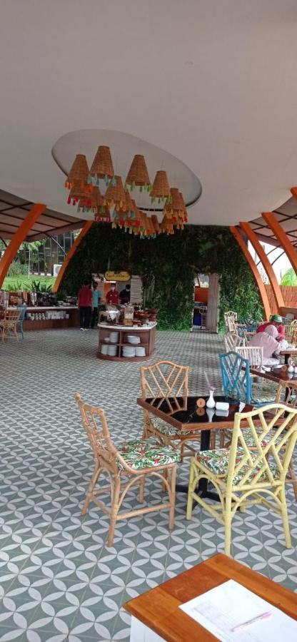 Dusun Semilir Hotel And Resort 三宝垄 外观 照片